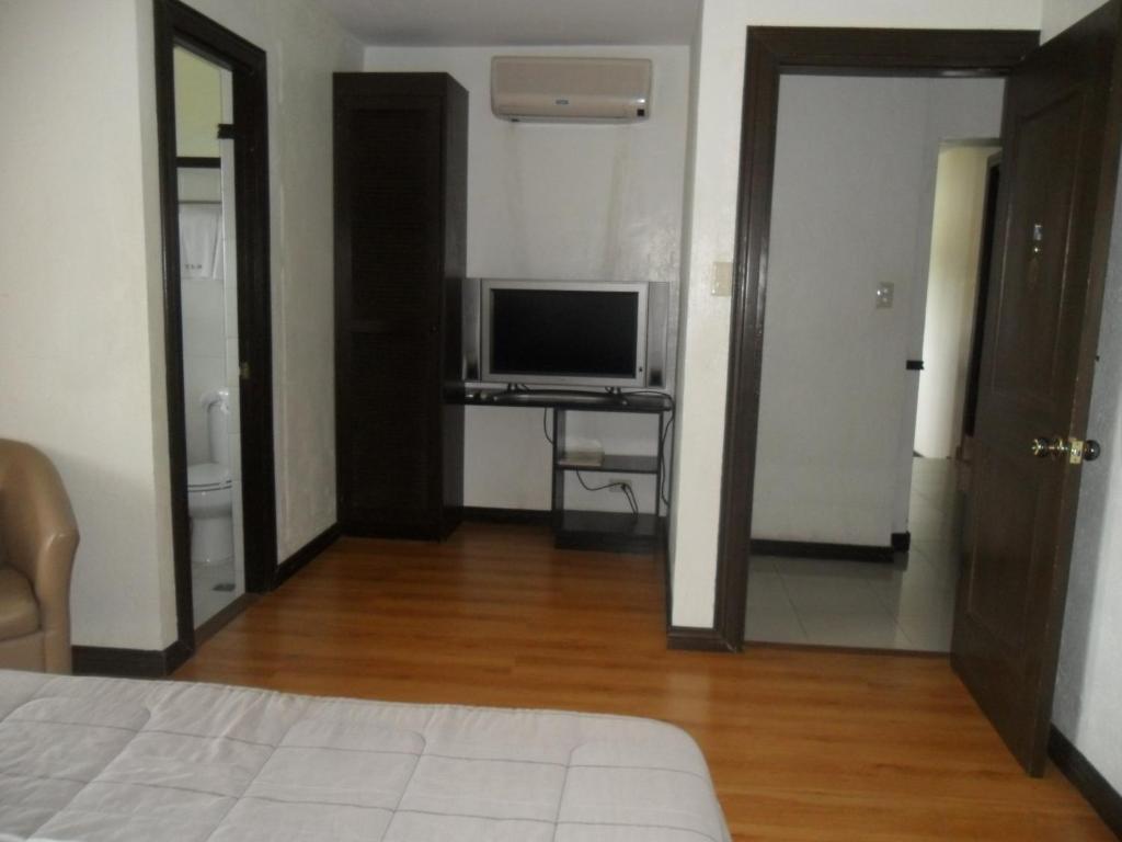 Tagaytay Econo Hotel Tagaytay City Cameră foto