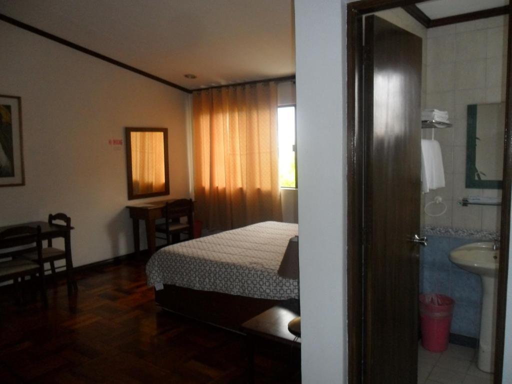 Tagaytay Econo Hotel Tagaytay City Cameră foto