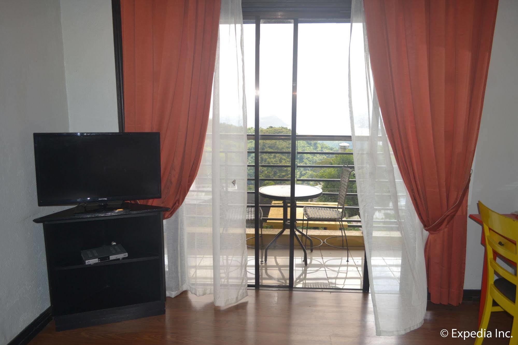 Tagaytay Econo Hotel Tagaytay City Exterior foto